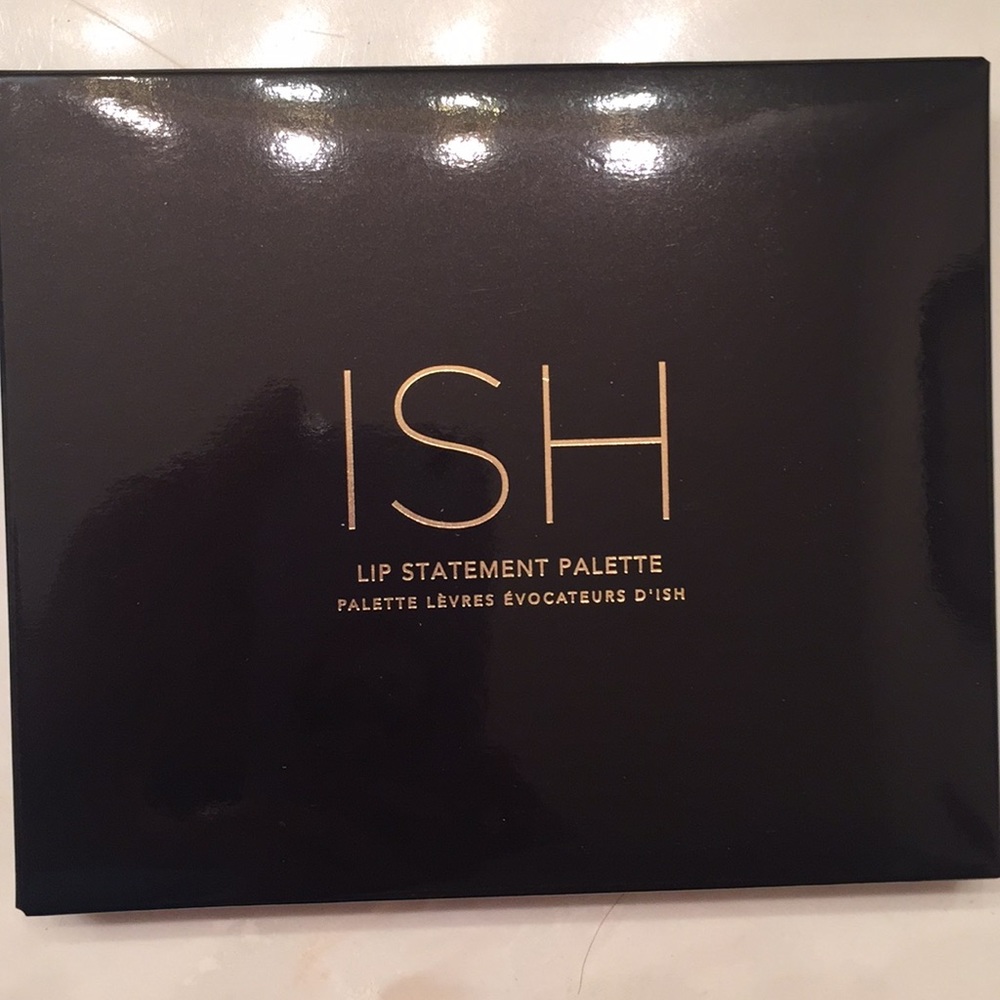 ISH lip statement palette